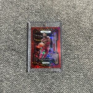 Cavs Donovan Mitchell SP /100